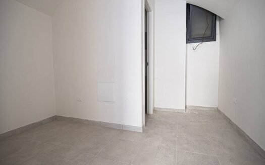 Locale commerciale (Centro storico) Via Roma