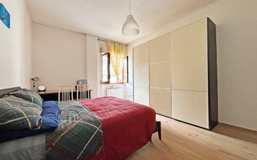 Vendesi appartamento su due livelli in Via Strinella