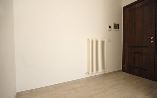 Affittasi attico con terrazzo su Piazza Duomo