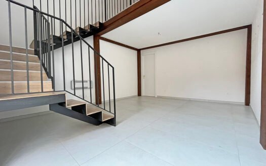 Locale commerciale in affitto in Via Garibaldi