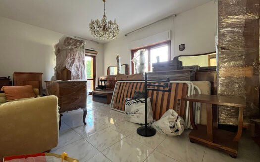 Appartamento in vendita in Via Monterotondo