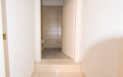 Locali commerciali in Via Sallustio