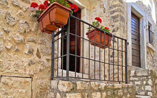 Soluzioni immobiliari ristrutturate a S.Stefano di Sessanio