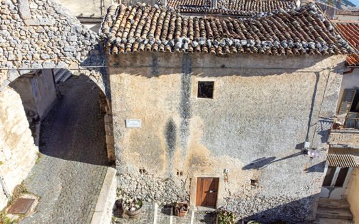 Soluzioni da ristrutturare a S.Stefano di Sessanio