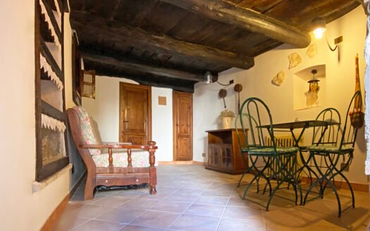 Soluzioni da ristrutturare a S.Stefano di Sessanio