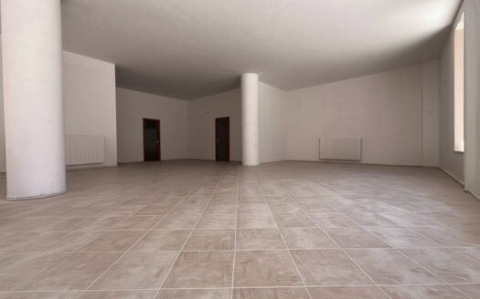 Palazzina demolita e ricostruita in Piazza S.Pietro