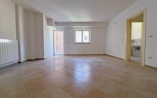 Palazzina demolita e ricostruita in Piazza S.Pietro