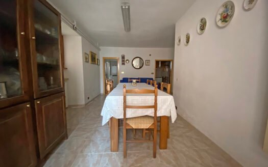 Filetto, proprietà ai piedi del Gran Sasso