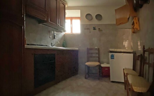 Filetto, proprietà ai piedi del Gran Sasso