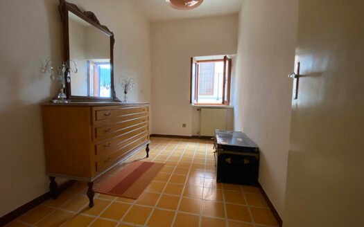 Filetto, proprietà ai piedi del Gran Sasso