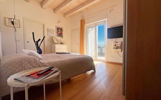 Splendida villetta bifamiliare in classe "A"