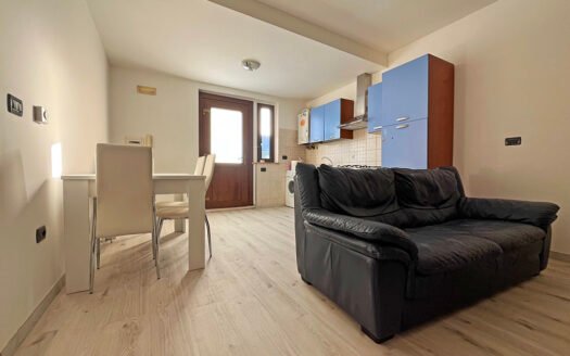 Affittasi solo a referenziati in zona fuori Porta Napoli