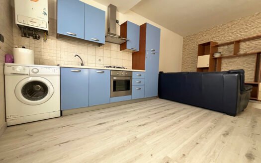 Affittasi solo a referenziati in zona fuori Porta Napoli