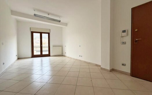 L’Aquila-Pettino: Bilocale ideale uso abitativo e uso studio