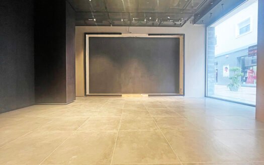 Locale commerciale in zona centralissima e vivace