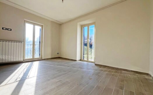 Casa indipendente con giardino a Montereale