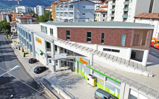 Affittasi nel Centro Polifunzionale "City Center"
