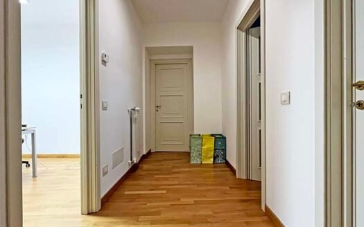 Affittasi ufficio in palazzo storico