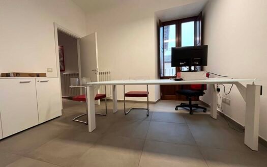 Affittasi appartamento di pregio in palazzo storico