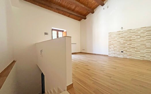 Trilocale in affitto a Pizzoli