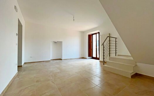Duplex in vendita con ascensore, garage e cantina