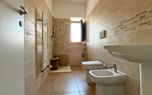 Duplex in vendita con ascensore, garage e cantina